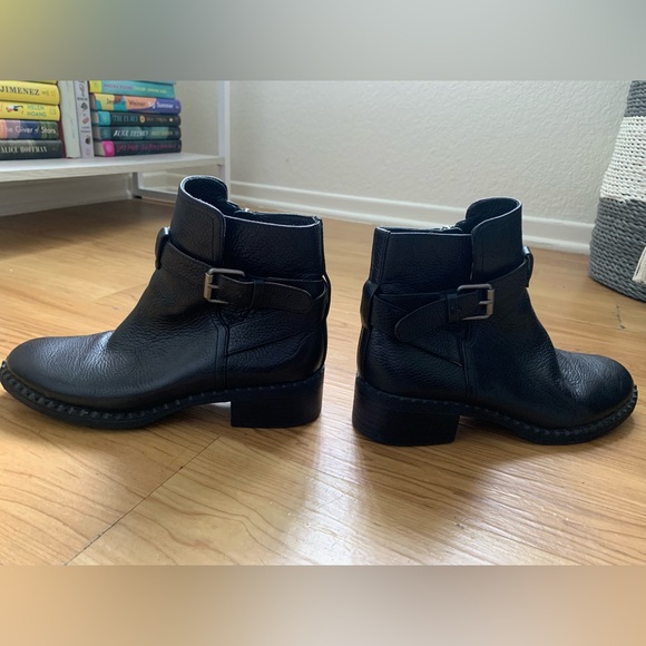 Gentle Soul “best motto bootie” black leather. Size 7.5 - Picture 6 of 9